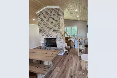 2271 Horn Rd, Milton, FL 32570 - Photo 10