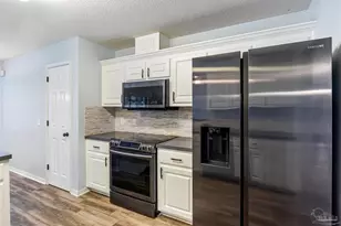 4818 Laurel Oak Dr, Pace, FL 32571 - Photo 16