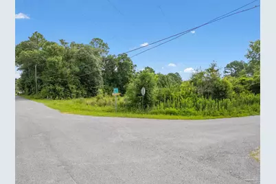 726 Anzie Ave, Pensacola, FL 32514 - Photo 2