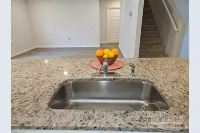 6359 Burrow Ln, Pensacola, FL 32526 - Photo 16