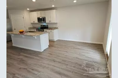 6359 Burrow Ln, Pensacola, FL 32526 - Photo 18