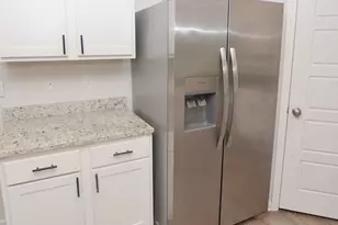 6359 Burrow Ln, Pensacola, FL 32526 - Photo 12