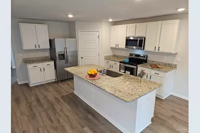 6359 Burrow Ln, Pensacola, FL 32526 - Photo 2