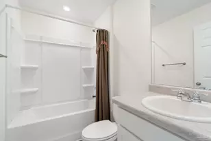 8712 Schooner Ln, Pensacola, FL 32507 - Photo 16