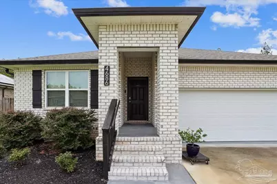 4686 Red Oak Dr, Milton, FL 32583 - Photo 2