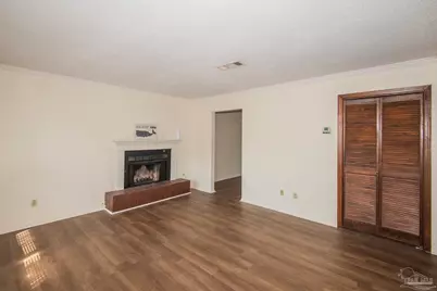 3850 Creighton Rd #B2, Pensacola, FL 32504 - Photo 2