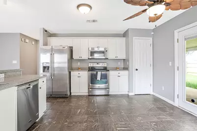 2016 Sequoia Cir, Pensacola, FL 32526 - Photo 8