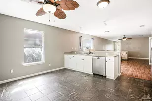 2016 Sequoia Cir, Pensacola, FL 32526 - Photo 10