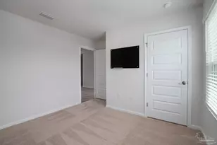 5540 Lancelot Dr, Milton, FL 32583 - Photo 10