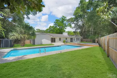 5745 Avenida Robledal, Pensacola, FL 32504 - Photo 2