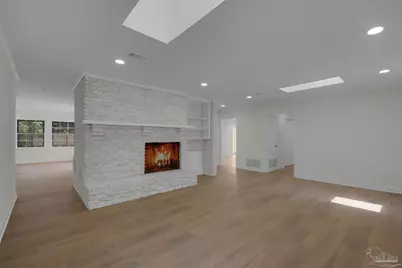 5745 Avenida Robledal, Pensacola, FL 32504 - Photo 16