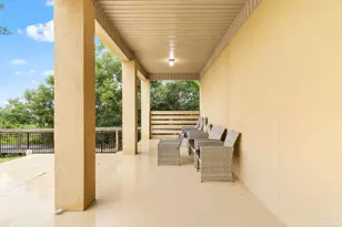 1921 Costa Verde Ct, Navarre, FL 32566 - Photo 42