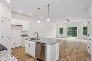 8114 Carl Dean St, Pensacola, FL 32514 - Photo 4