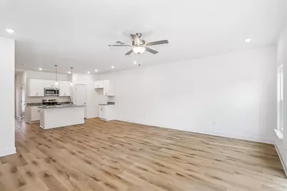 8108 Carl Dean St, Pensacola, FL 32514 - Photo 8