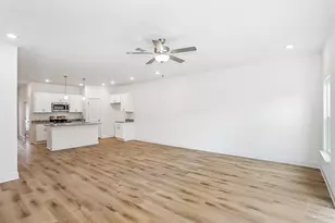 8108 Carl Dean St, Pensacola, FL 32514 - Photo 8