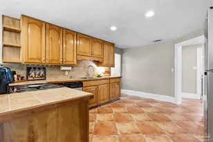 1000 W Lee St, Pensacola, FL 32501 - Photo 18