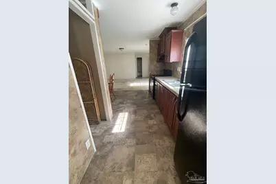 9520 Bridlewood Rd, Pensacola, FL 32526 - Photo 4