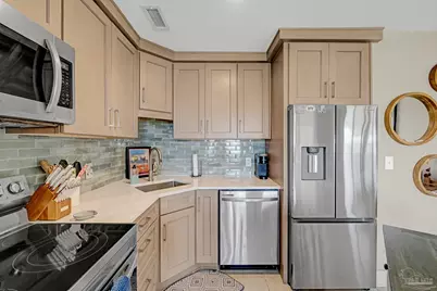 8253 Navarre Pkwy #D105, Navarre, FL 32566 - Photo 12