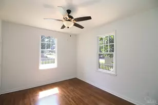 2323 N 17th Ave, Pensacola, FL 32503 - Photo 8