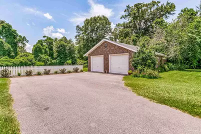 1057 Pauline St, Cantonment, FL 32533 - Photo 46