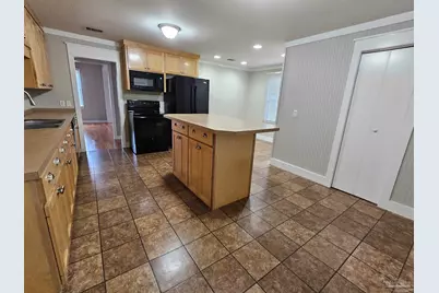 202 Edgewater Dr, Pensacola, FL 32507 - Photo 14