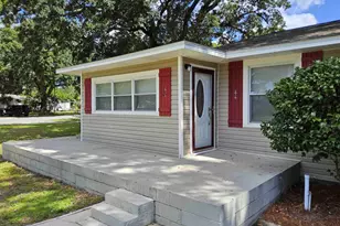 202 Edgewater Dr, Pensacola, FL 32507 - Photo 2