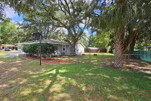 202 Edgewater Dr, Pensacola, FL 32507 - Photo 10