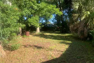 3204 E Gonzales St, Pensacola, FL 32503 - Photo 14