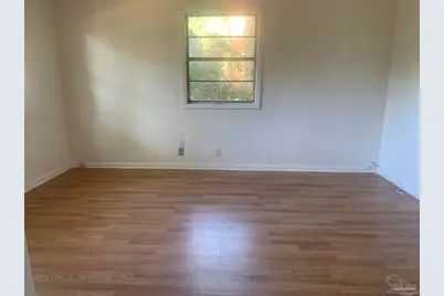 3204 E Gonzales St, Pensacola, FL 32503 - Photo 2