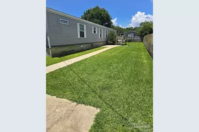 5305 Kee Memorial Dr, Pensacola, FL 32507 - Photo 1