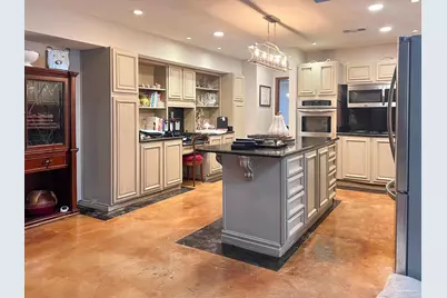 2240 Fleance Dr, Pensacola, FL 32503 - Photo 6