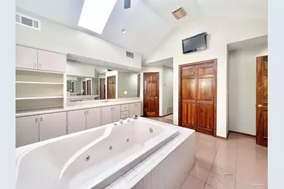 2240 Fleance Dr, Pensacola, FL 32503 - Photo 14