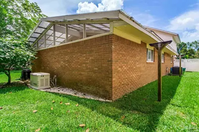 1050 Langley Ave, Pensacola, FL 32504 - Photo 34