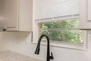 4930 Rugby Ct, Pensacola, FL 32504 - Photo 8