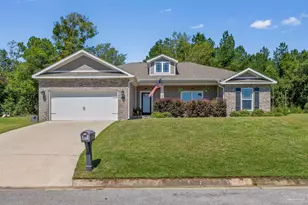 1537 Hollow Point Dr, Cantonment, FL 32533 - Photo 1