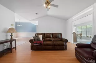 2840 Semoran Ct, Pensacola, FL 32503 - Photo 12