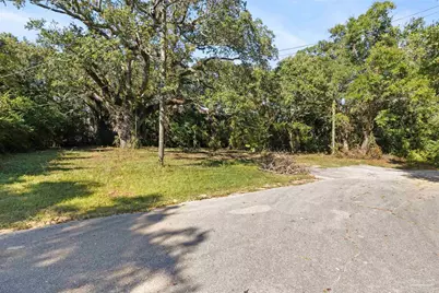 956 N Hansel St, Pensacola, FL 32505 - Photo 4