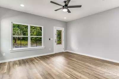 312 E Blount St, Pensacola, FL 32503 - Photo 8