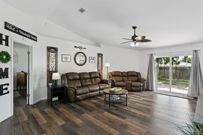 9079 Caribbean Dr, Pensacola, FL 32506 - Photo 8