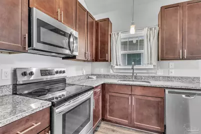 2012 W Government St, Pensacola, FL 32502 - Photo 12