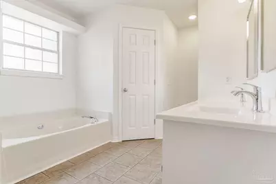 3609 Pebble Ln, Milton, FL 32583 - Photo 14