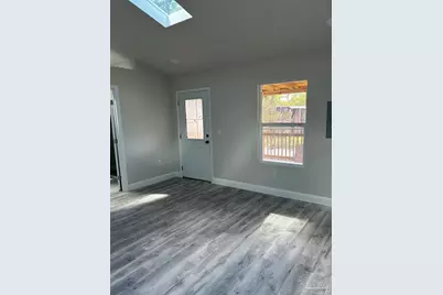 6029 Capitol Dr, Gulf Breeze, FL 32563 - Photo 12