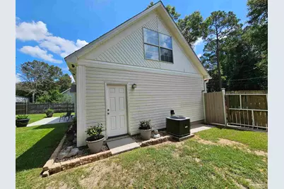 7165 Eight Mile Creek Rd, Pensacola, FL 32526 - Photo 4