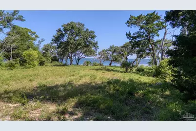 5161 Soundside Dr, Gulf Breeze, FL 32563 - Photo 34