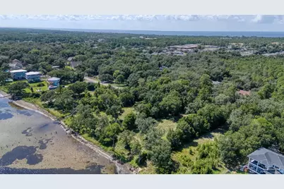 5161 Soundside Dr, Gulf Breeze, FL 32563 - Photo 14