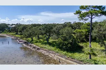 5161 Soundside Dr, Gulf Breeze, FL 32563 - Photo 22