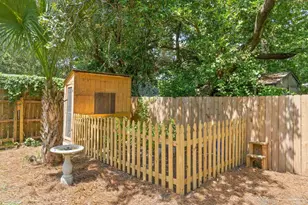 302 Camelia St, Gulf Breeze, FL 32561 - Photo 40