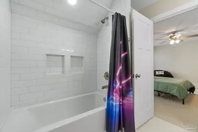 302 Camelia St, Gulf Breeze, FL 32561 - Photo 28