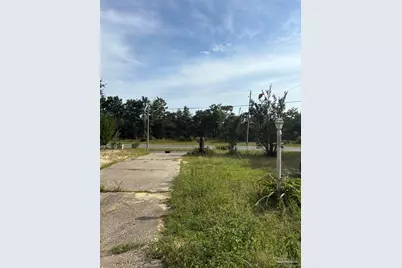 3084 Hwy 87, Navarre, FL 32566 - Photo 10
