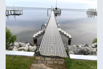 6735 Tidewater Dr, Navarre, FL 32566 - Photo 8